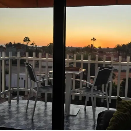 Sunset Apartment *